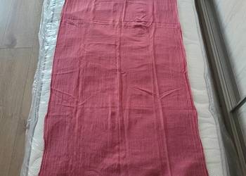 Łososiowa różowa chusta apaszka bandamka Akaru (kaszmir-jedwab)