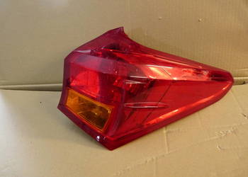 Toyota Auris II przed Lift lampa tylna