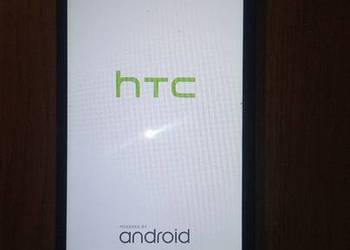Telefon htc pęknięcia wyświetlacza.