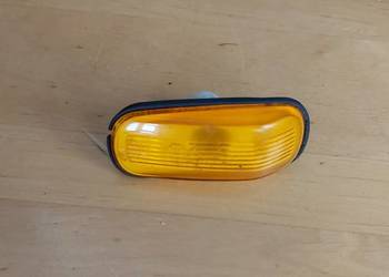 Lampka kierunkowskazu błotnik Saab 93 98-02