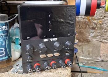 Zasilacz Laboratoryjny - podwójny: 30V/ 20A, 60V/ 10A. - Czytaj opis.
