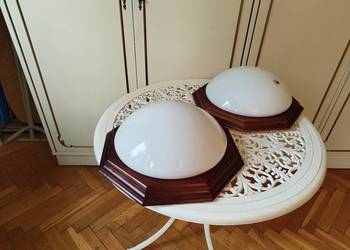 Dwa plafony drewno szkło