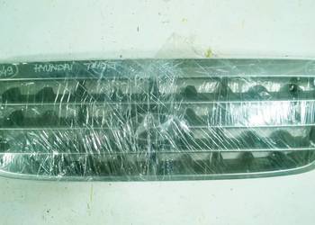 HYUNDAI TRAJET GRILL ATRAPA