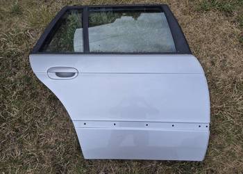BMW E39 Touring kombi drzwi tylne prawe bez korozji w kolor Titansilber
