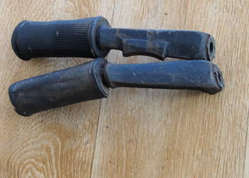 MZ ES 250 JASKÓŁKA PODNÓŻKI KIEROWCY