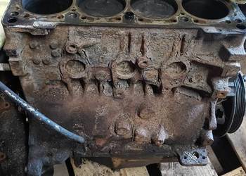 VW,AUDI SKODA 1.9 D BLOK Z WALEM i tlokami.