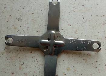 X-Clamp do konsoli Xbox 360 Slim S