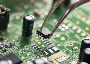 Korepetycje z elektroniki, projektowanie PCB, programowanie uC