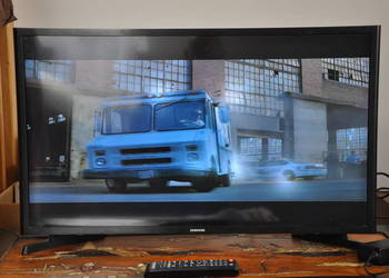 zestaw Telewizor Samsung 32"   i DVD panasonic  s68