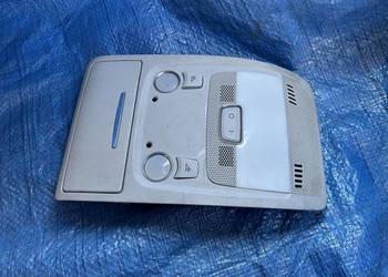 Audi A4 B8 Lampka Podsufitki 8T0947135B