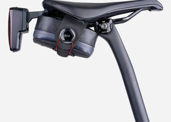 Uchwyt radaru do siodelka Specialized SWAT - Wahoo Trackr (rozmiar M)