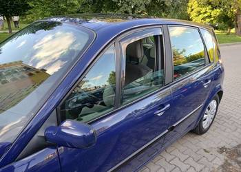 owiewki szyb 2szt renault scenik II  2003-2008r