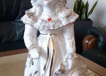 Duża, sygnowana porcelanowa figurka Chodzież UNIKAT 33 cm.