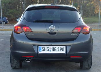 Opel Astra 1.4 Turbo benzyna 140KM sprowadzony Niemcy super stan Xenon LED