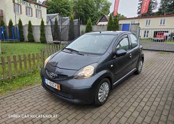 Toyota Aygo 10900 złoty