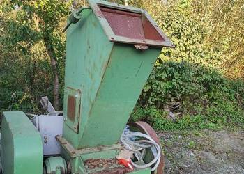 Młyn młynek rębak do drewna 30ps 22 kw zrębki zlepów płyty