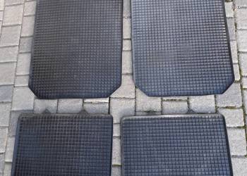 Dywaniki samochodowe gumowe - cztery sztuki komplet