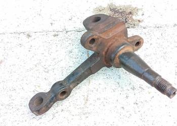 Fiat 126p czop zwrotnicy