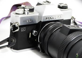 Fujica ST 801 manualna lustrzanka jednoobiektywowa (SLR) na film 35 mm