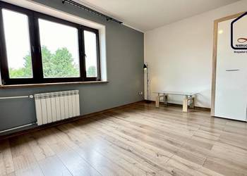 Wynajem: Kawalerka pow. 26m2, Nowy Sącz Barska 63. Miejsce parkingowe.