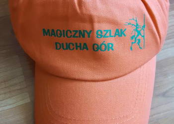 Czapka z daszkiem pomarańczowa lub seledynowa