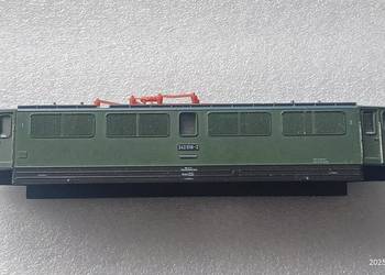 Obudowa lokomotywy BR 242 TT