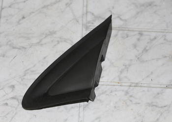 FIAT CROMA II 05-10 OSŁONA BŁOTNIKA TRÓJKĄT LEWY 51742148