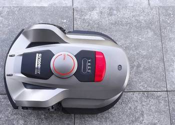 Kosiarka automatyczna Sunseeker X7 RTK z AWD do 3000m2