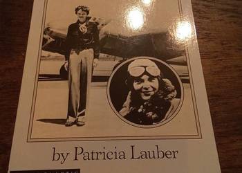 Lost star Amelia Earhart. Po angielsku!