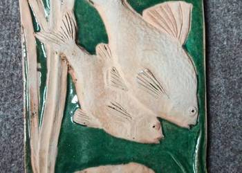 Kafel ceramiczny. 2 ryby. Syg. Laholm Do powieszenia.  Szwed Kafel ceramiczny. 2 ryby. Syg. Laholm Do powieszenia.  Szwed