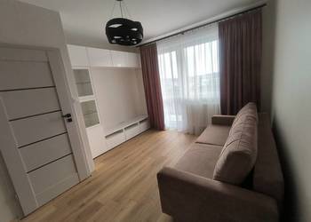 Mieszkanie na wynajem  45m²  Ząbki 2 pokoje z oddzielną kuchnią/jadalnią