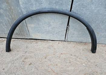 DODGE DURANGO III LISTWA BŁOTNIKA LEWA TYŁ 57010619AA