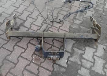 HAK HOLOWNICZY TOYOTA HILUX VIII 8