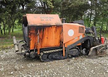 Rozściełacz do asfaltu demag df45