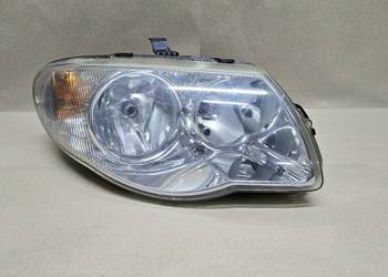 Lampa Prawy Przód CHRYSLER VOYAGER 3.3 IV LIFT 04-08 04857830AB Lampa Prawy Przód CHRYSLER VOYAGER 3.3 IV LIFT 04-08 04857830AB