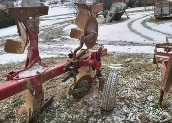 Pługi 4 obrotowe NIEMEYER