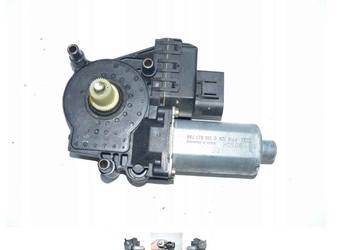 AUDI A4 B5 SILNICZEK SZYBY PRAWY PRZÓD 0130821786