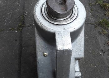 Podnośnik hydrauliczny 25T