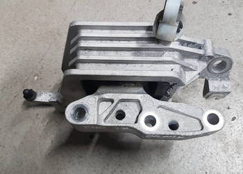 BMW 2 1.5 PODUSZKA SILNIKA WSPORNIK SILNIKA 6875628