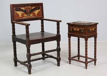 Stary fotel niciak malowany metoda kurbit