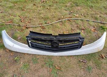 Opel Vivaro Lift 06-14 Grill Atrapa