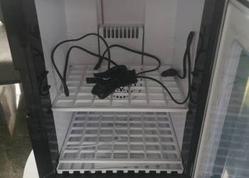 Inkubator Odchiwalnik dla Piskląt Ptaków Papug Gadów itp