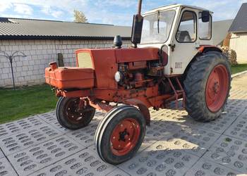 Traktor białorus jumz