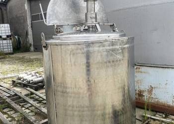 Zbiornik ze stali nierdzewnej 650l z izolacją, mieszadłem oraz grzaniem