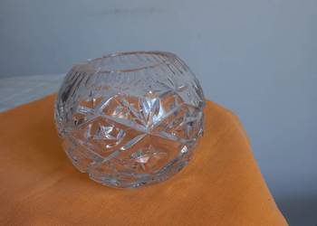 wazon kryształowa  kula z czasów PRL