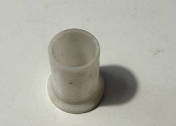 NOWA Tulejka łapy dźwigni sprzęgła Fiat 126p oryginał