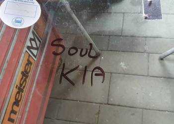 Szyba czołową Kia Soul