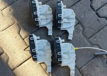 Zamek drzwi MERCEDES SPRINTER VW CRAFTER  A9067201735