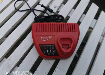 Ładowarka Milwaukee C12C