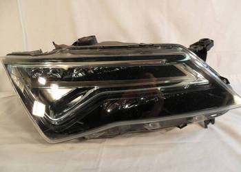 Reflektor Przód strona prawa Seat Ateca B01720201